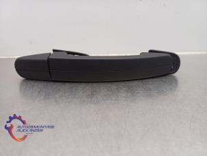 Gebruikte Deurgreep 2Deurs links Ford Transit Custom 2.0 TDCi 16V Eco Blue 129 Prijs op aanvraag aangeboden door Alexander Autodemontage