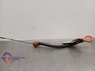 Gebruikte Olie Peilstok Volkswagen Golf V (1K1) 2.0 GTI 16V FSI Turbo Prijs op aanvraag aangeboden door Alexander Autodemontage