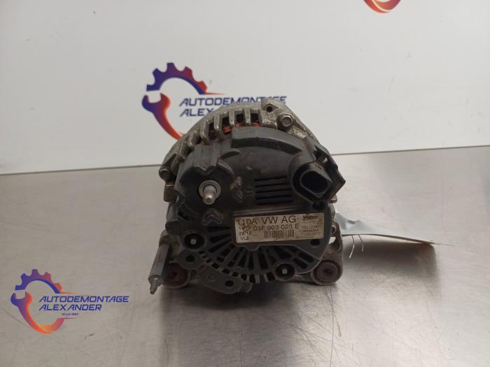 Dynamo van een Skoda Fabia II (5J) 1.2 TSI 2012