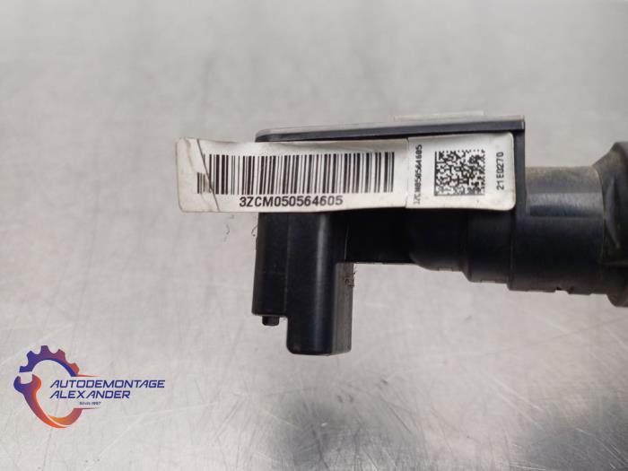 Sensor Remassistent van een Peugeot 208 I (CA/CC/CK/CL) 1.0 Vti 12V PureTech 2015