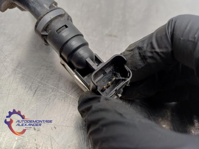 Sensor Remassistent van een Peugeot 208 I (CA/CC/CK/CL) 1.0 Vti 12V PureTech 2015