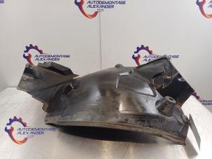 Gebruikte Modderkuip Mercedes C (W204) 3.0 C-320 CDI V6 24V Prijs € 28,99 Margeregeling aangeboden door Alexander Autodemontage