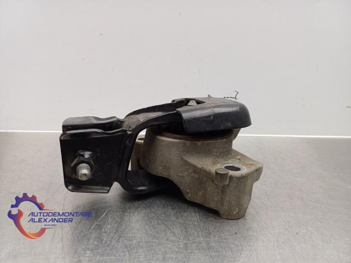 Gebruikte Motorrubber Peugeot 308 SW (L4/L9/LC/LJ/LR) 1.6 BlueHDi 115 Prijs op aanvraag aangeboden door Alexander Autodemontage