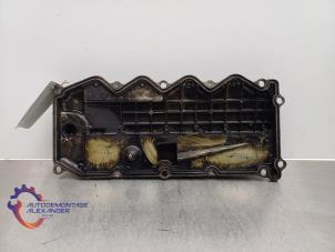 Gebruikte Kleppendeksel Nissan Navara (D40) 2.5 dCi 16V 4x4 Prijs op aanvraag aangeboden door Alexander Autodemontage