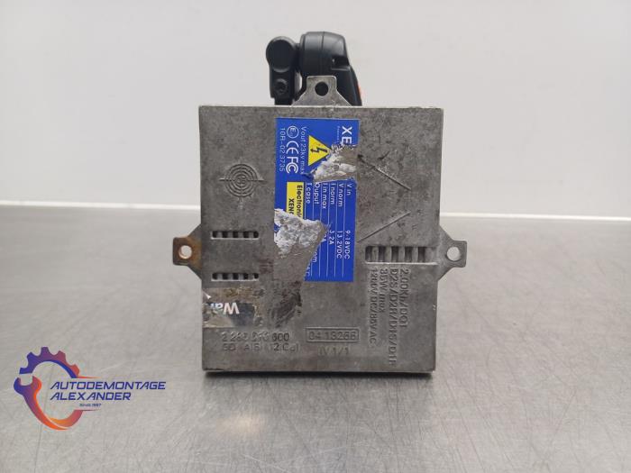 Xenon module van een BMW 6 serie (E63) 630i 24V 2005