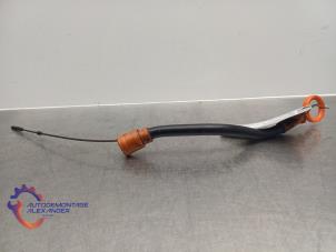 Gebruikte Olie Peilstok Volkswagen Golf V (1K1) 2.0 GTI 16V FSI Turbo Prijs op aanvraag aangeboden door Alexander Autodemontage