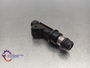 Gebruikte Injector (benzine injectie) Opel Meriva 1.6 16V Prijs € 40,00 Margeregeling aangeboden door Alexander Autodemontage