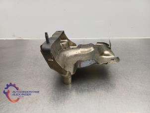 Gebruikte Hitteschild uitlaat Ford Mondeo IV 1.8 TDCi 125 16V Prijs op aanvraag aangeboden door Alexander Autodemontage