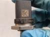 Brandstofdruk sensor van een Mercedes-Benz C (W205) C-200 1.5 EQ Boost 2019