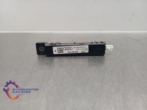 Gebruikte Antenne Versterker Audi A3 Sportback (8VA/8VF) 1.4 TFSI 16V e-tron Prijs op aanvraag aangeboden door Alexander Autodemontage