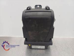 Gebruikte Head-up display Peugeot 5008 I (0A/0E) 1.6 THP 16V Prijs op aanvraag aangeboden door Alexander Autodemontage