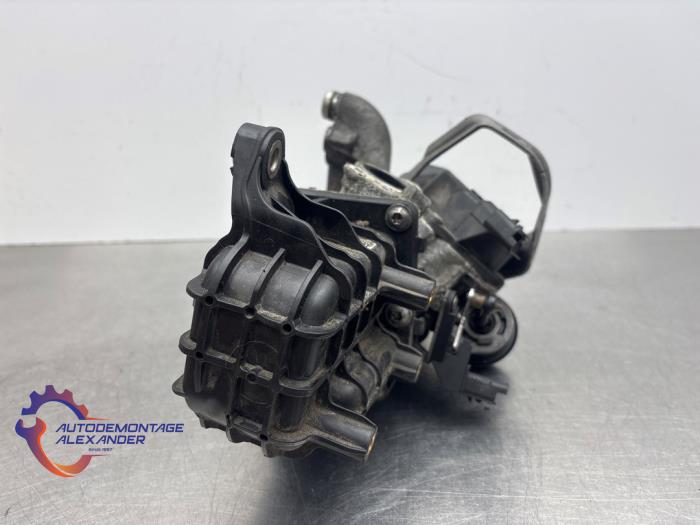 EGR Klep van een Peugeot Expert (V1/VA/VB/VE/VF/VT/VY) 2.0 Blue HDi 120 16V 2021