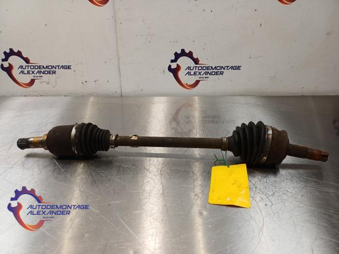 Gebruikte Steekas links-voor Fiat Panda (312) 0.9 TwinAir 65 Prijs € 66,11 Margeregeling aangeboden door Alexander Autodemontage
