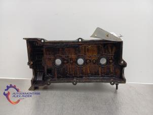 Gebruikte Kleppendeksel Hyundai Santa Fe I 2.7 V6 24V 4x4 Autom. Prijs op aanvraag aangeboden door Alexander Autodemontage