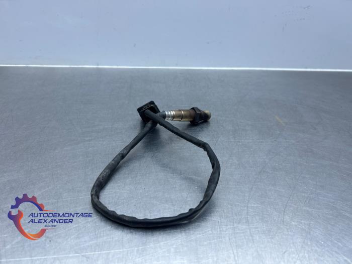 Lambda Sonde van een Volkswagen Transporter T5 2.0 TDI DRF 2012
