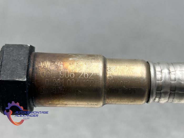 Lambda Sonde van een Volkswagen Transporter T5 2.0 TDI DRF 2012