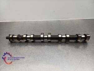 Gebruikte Nokkenas Opel Zafira (F75) 2.0 16V Turbo OPC Prijs op aanvraag aangeboden door Alexander Autodemontage