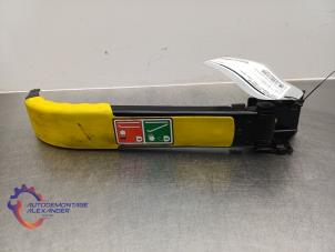 Gebruikte Achterklep Scharnier Ford Transit Custom 2.0 TDCi 16V Eco Blue 129 Prijs € 30,00 Inclusief btw aangeboden door Alexander Autodemontage