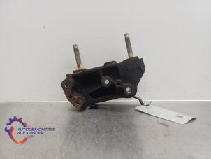 Gebruikte Motorsteun Ford Transit Connect (PJ2) 1.5 TDCi Prijs op aanvraag aangeboden door Alexander Autodemontage