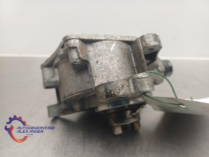 Gebruikte Vacuumpomp (Diesel) Volvo S40 (MS) 2.0 D 16V Prijs op aanvraag aangeboden door Alexander Autodemontage