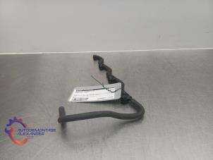 Gebruikte Brandstof retourleiding Volvo S40 (MS) 2.0 D 16V Prijs op aanvraag aangeboden door Alexander Autodemontage