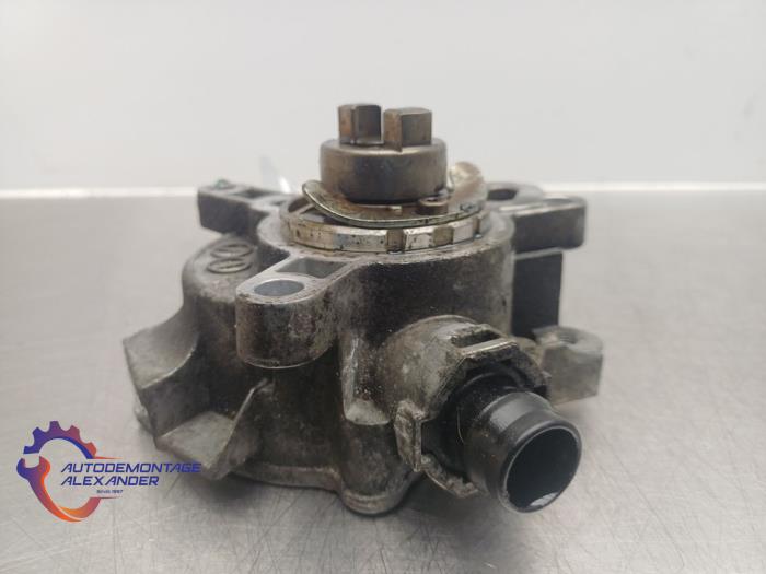 Gebruikte Vacuumpomp (Diesel) Volvo S40 (MS) 2.0 D 16V Prijs op aanvraag aangeboden door Alexander Autodemontage