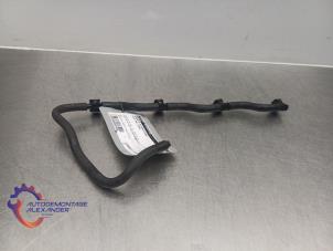 Gebruikte Brandstof retourleiding Volvo S40 (MS) 2.0 D 16V Prijs op aanvraag aangeboden door Alexander Autodemontage