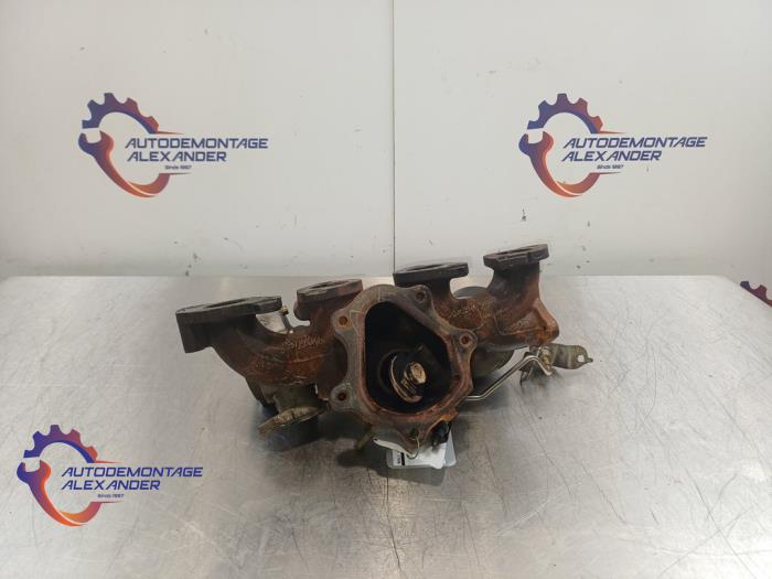 Gebruikte Turbo Volvo S40 (MS) 2.0 D 16V Prijs op aanvraag aangeboden door Alexander Autodemontage