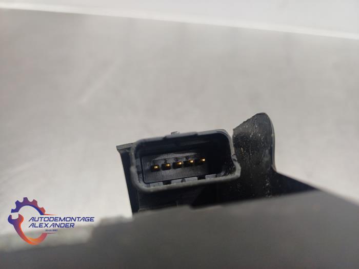 Dynamo van een Peugeot Expert (V1/VA/VB/VE/VF/VT/VY) 2.0 Blue HDi 150 16V 2020