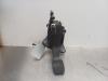 Mercedes-Benz A (W176) 1.6 A-180 16V Koppelingspedaal