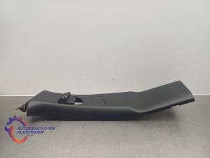 Gebruikte B-stijl links Mercedes A (W176) 1.6 A-180 16V Prijs op aanvraag aangeboden door Alexander Autodemontage