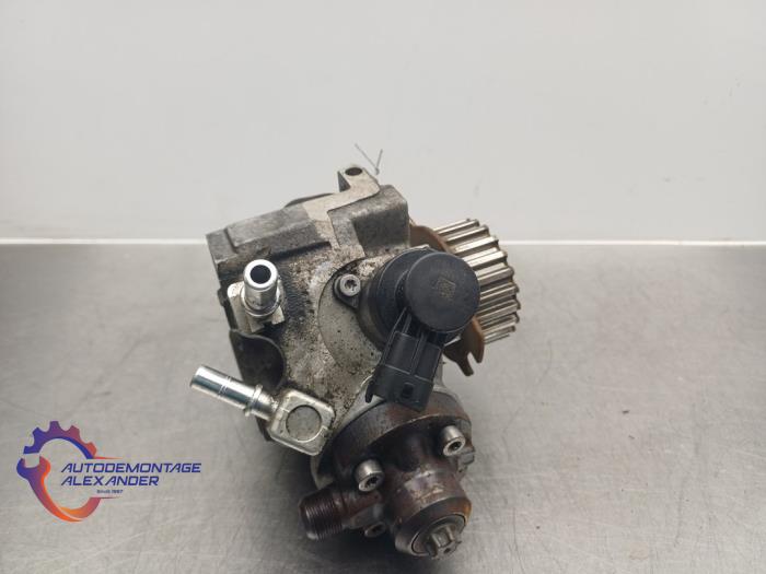 Gebruikte Brandstofpomp Mechanisch Ford Focus 3 Wagon 1.5 TDCi Prijs € 99,99 Margeregeling aangeboden door Alexander Autodemontage