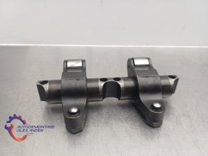 Gebruikte Tuimelaar Volkswagen Transporter/Caravelle T5 2.5 TDi Prijs op aanvraag aangeboden door Alexander Autodemontage