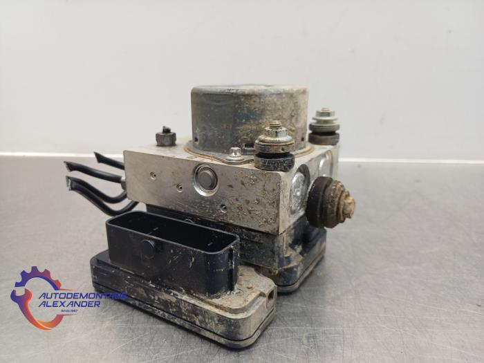 Gebruikte ABS Pomp Fiat Fiorino (225) 1.3 D 16V Multijet Prijs € 14,99 Margeregeling aangeboden door Alexander Autodemontage