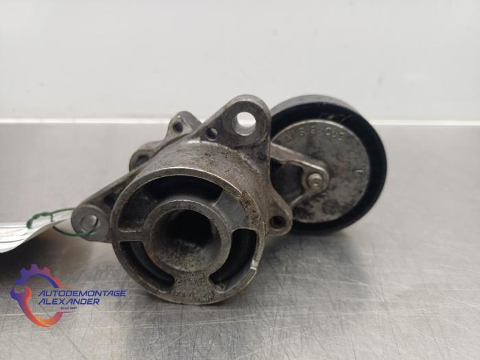 Gebruikte Spanrol Multiriem Mercedes E (W213) E-200d 2.0 Turbo 16V Prijs op aanvraag aangeboden door Alexander Autodemontage