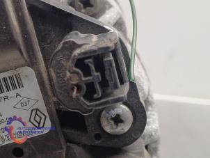 Alternator van een Renault Twingo III (AH) 1.0 SCe 70 12V 2016