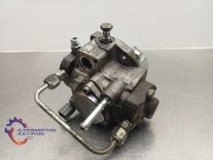 Gebruikte Brandstofpomp Mechanisch Opel Zafira (M75) 1.7 CDTi 16V Prijs € 149,99 Margeregeling aangeboden door Alexander Autodemontage