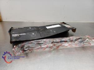 Nieuwe Stabilisatorstang voor Peugeot 207 SW (WE/WU) 1.4 16V Vti Prijs op aanvraag aangeboden door Alexander Autodemontage