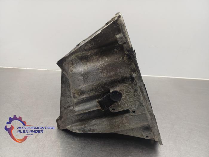 Carterpan van een BMW 1 serie (F20) 118d 2.0 16V 2018