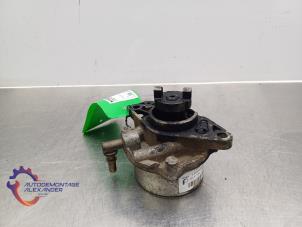 Gebruikte Vacuumpomp (Diesel) Fiat Grande Punto (199) 1.3 JTD Multijet 16V Prijs op aanvraag aangeboden door Alexander Autodemontage