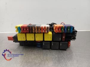 Gebruikte Comfort Module Mercedes S (W220) 3.2 S-320 CDI Lang Prijs € 114,99 Inclusief btw aangeboden door Alexander Autodemontage