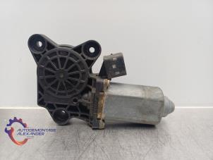 Gebruikte Motor electrisch raam Mercedes S (W220) 3.2 S-320 CDI Lang Prijs op aanvraag aangeboden door Alexander Autodemontage