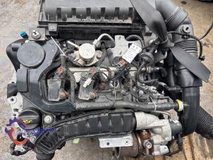 Gebruikte Motor Opel Combo Cargo 1.2 110 Prijs € 1.936,00 Inclusief btw aangeboden door Alexander Autodemontage