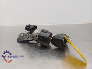 Gebruikte Kontaktslot + Sleutel Citroen C4 Berline (NC) 1.6 Hdi 90 Prijs op aanvraag aangeboden door Alexander Autodemontage