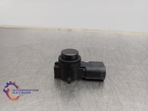 Gebruikte Parkeersensor Opel Crossland (X) 1.2 Turbo 12V Prijs op aanvraag aangeboden door Alexander Autodemontage