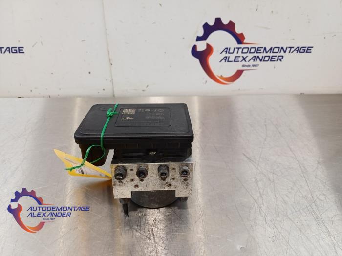Gebruikte ABS Pomp Opel Corsa F (UB/UH/UP) 1.2 12V 75 Prijs € 125,00 Margeregeling aangeboden door Alexander Autodemontage