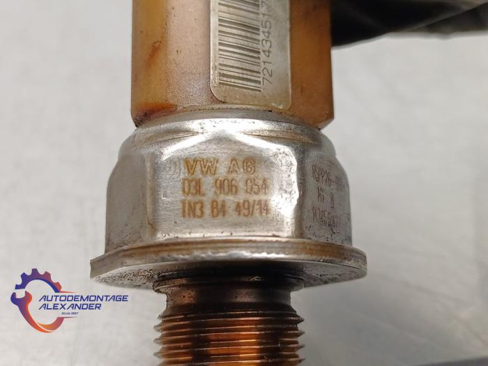 Brandstofdruk sensor van een Volkswagen Transporter T5 2.0 TDI DRF 2012