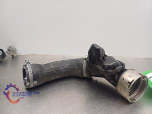 Gebruikte Intercooler Buis Volvo V40 Cross Country (MZ) 2.0 T5 16V AWD Prijs op aanvraag aangeboden door Alexander Autodemontage