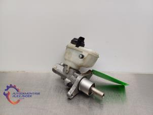 Gebruikte Hoofdremcilinder Volkswagen Touran (1T1/T2) 2.0 FSI 16V Prijs op aanvraag aangeboden door Alexander Autodemontage