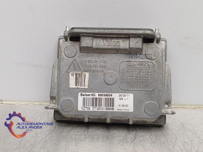 Gebruikte Xenon module BMW 1 serie (E88) 118d 16V Prijs € 80,00 Margeregeling aangeboden door Alexander Autodemontage